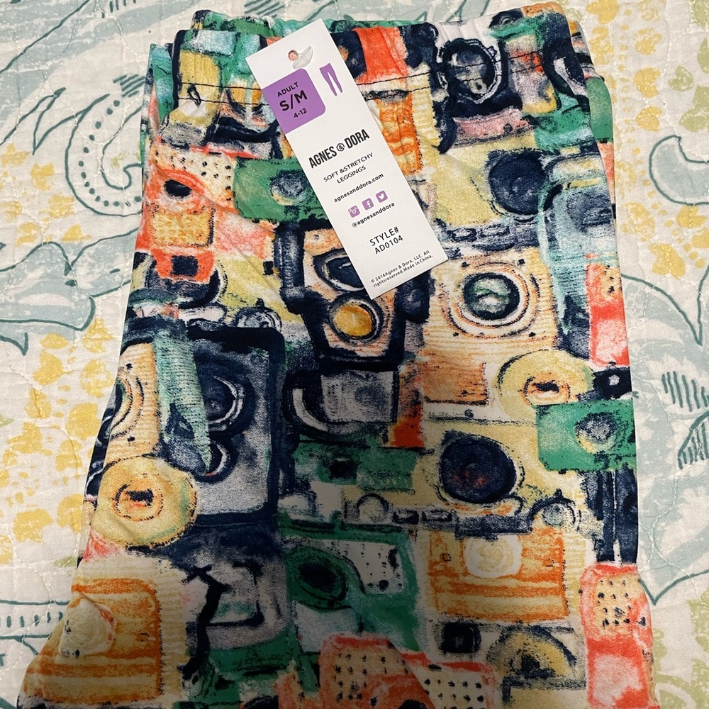 NWT Agnes & Dora leggings